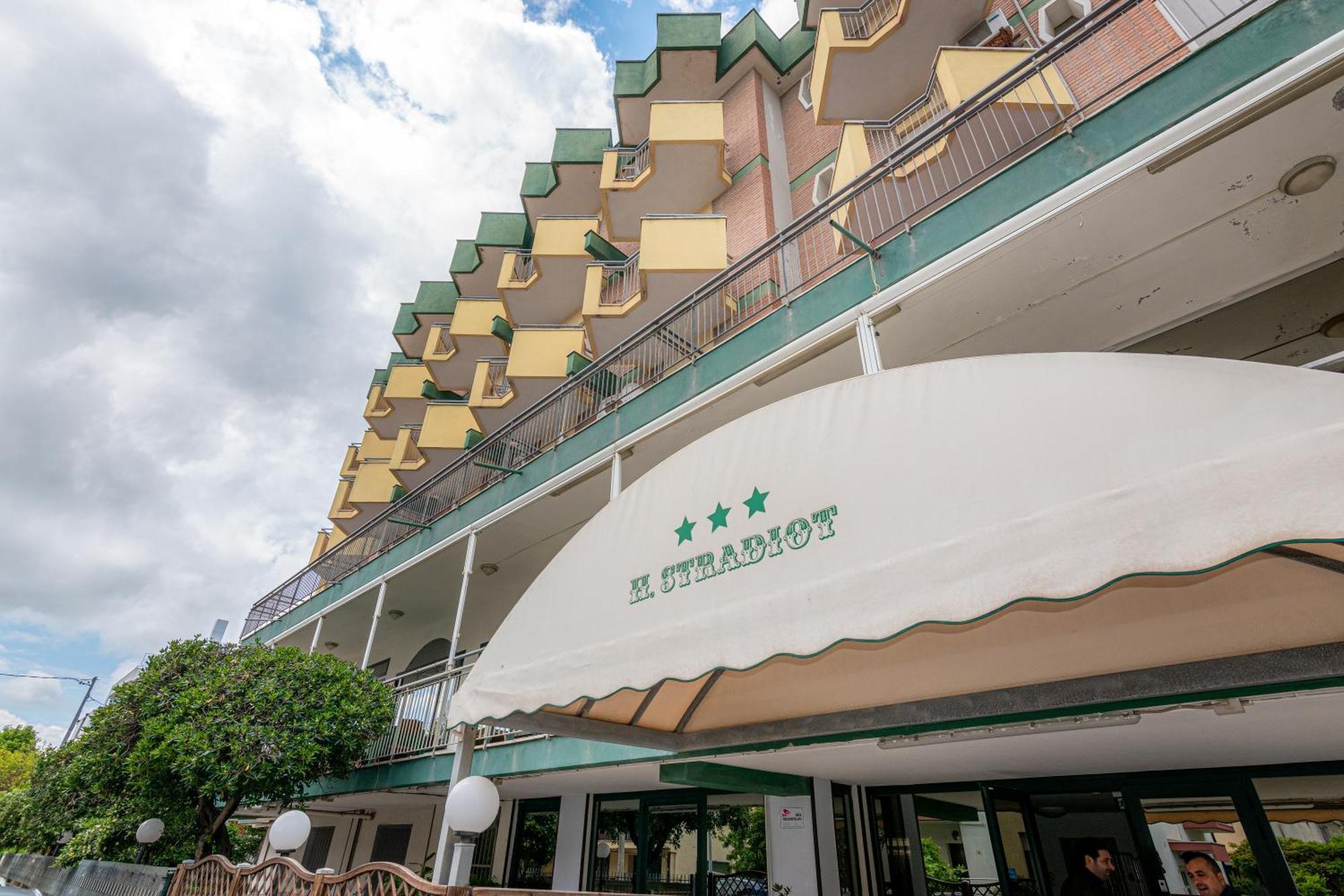 Hotel Stradiot Rimini Bagian luar foto